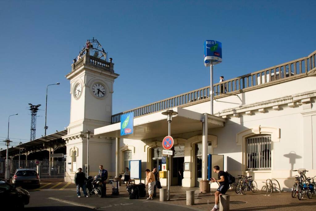 Superbe Appart Entier Au Pied De La Gare Rer, A 15 Min De Paris & Orly Juvisy-sur-Orge Exteriér fotografie